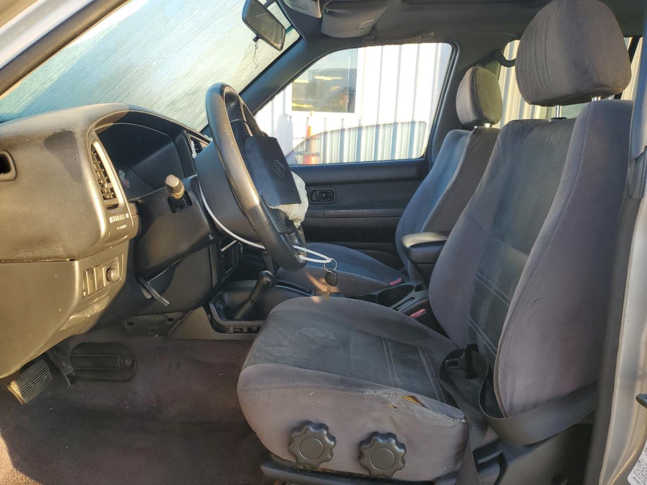 2001 Niss Pathfinder Se - Image 7