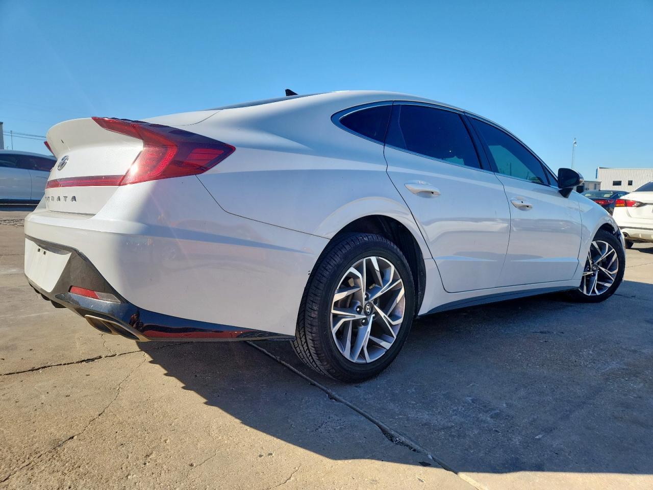 2020 Hyundai Sonata Sel - Image 3