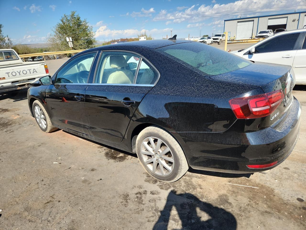 2017 Volkswagen Jetta Se - Image 2