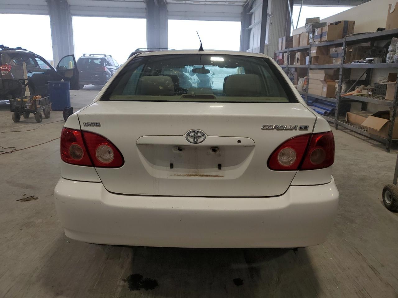 2005 Toyota Corolla Ce - Image 6