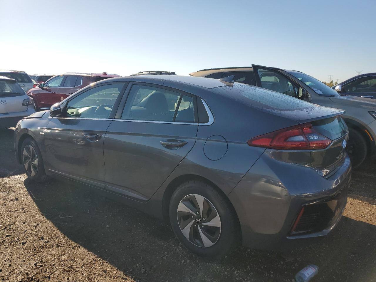 2018 Hyundai Ioniq Sel - Фото 2