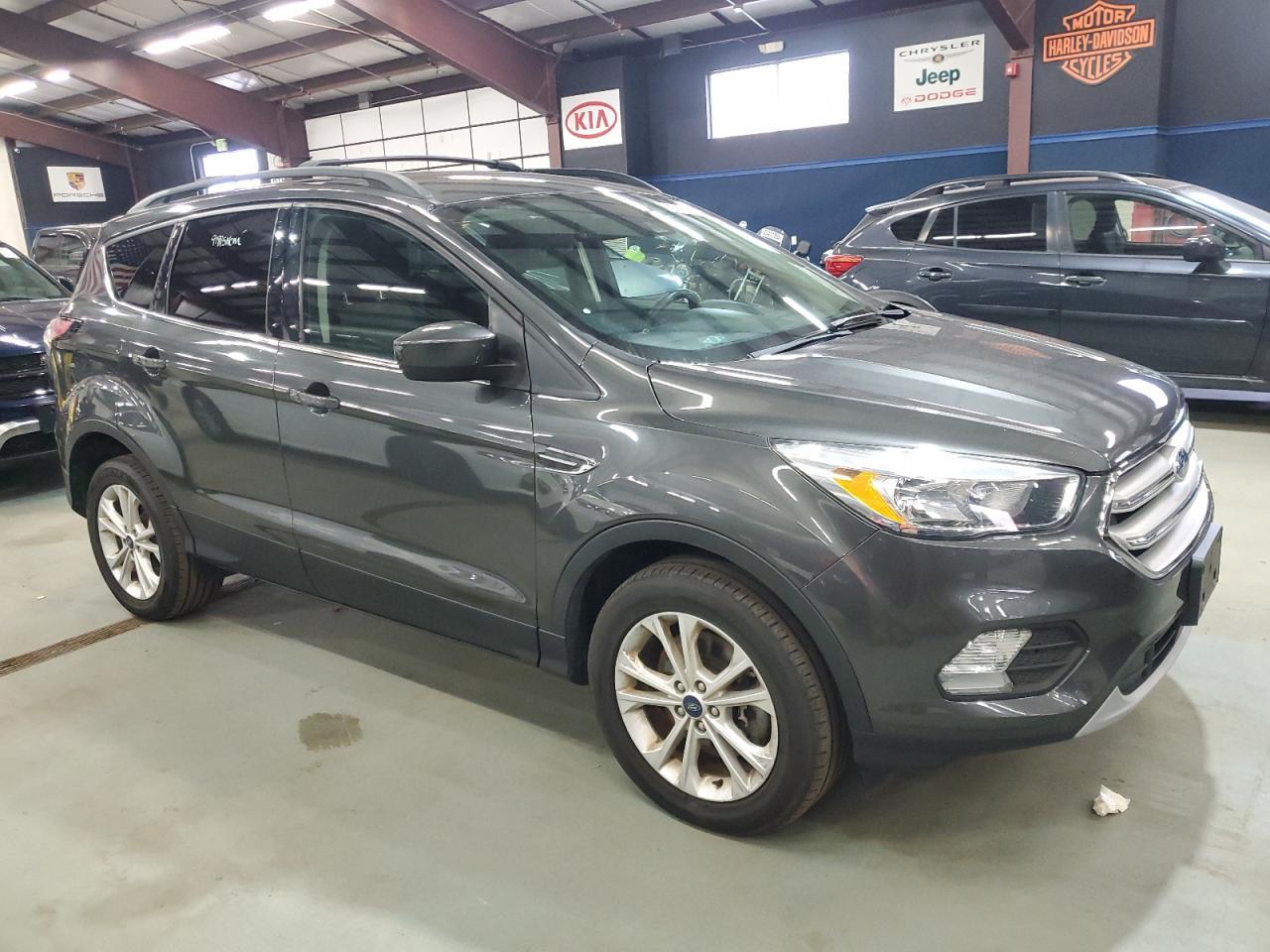 2018 Ford Escape Se - Фото 4