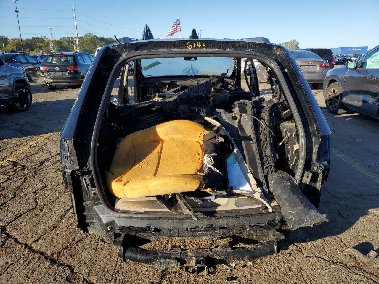 2019 Jeep Grand Cherokee Overland - Фото 6