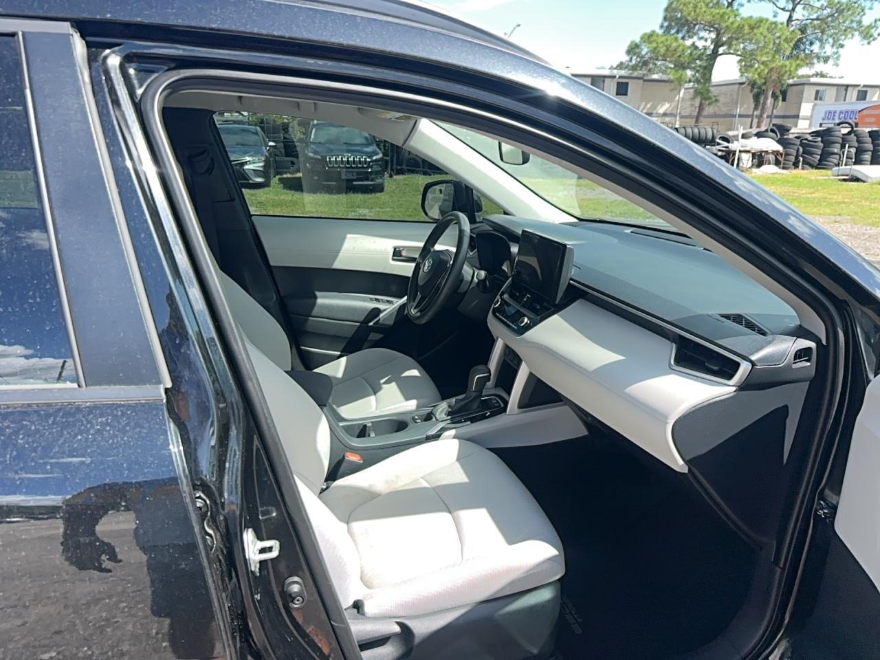 2023 Toyota Corolla Cross Le - Фото 5