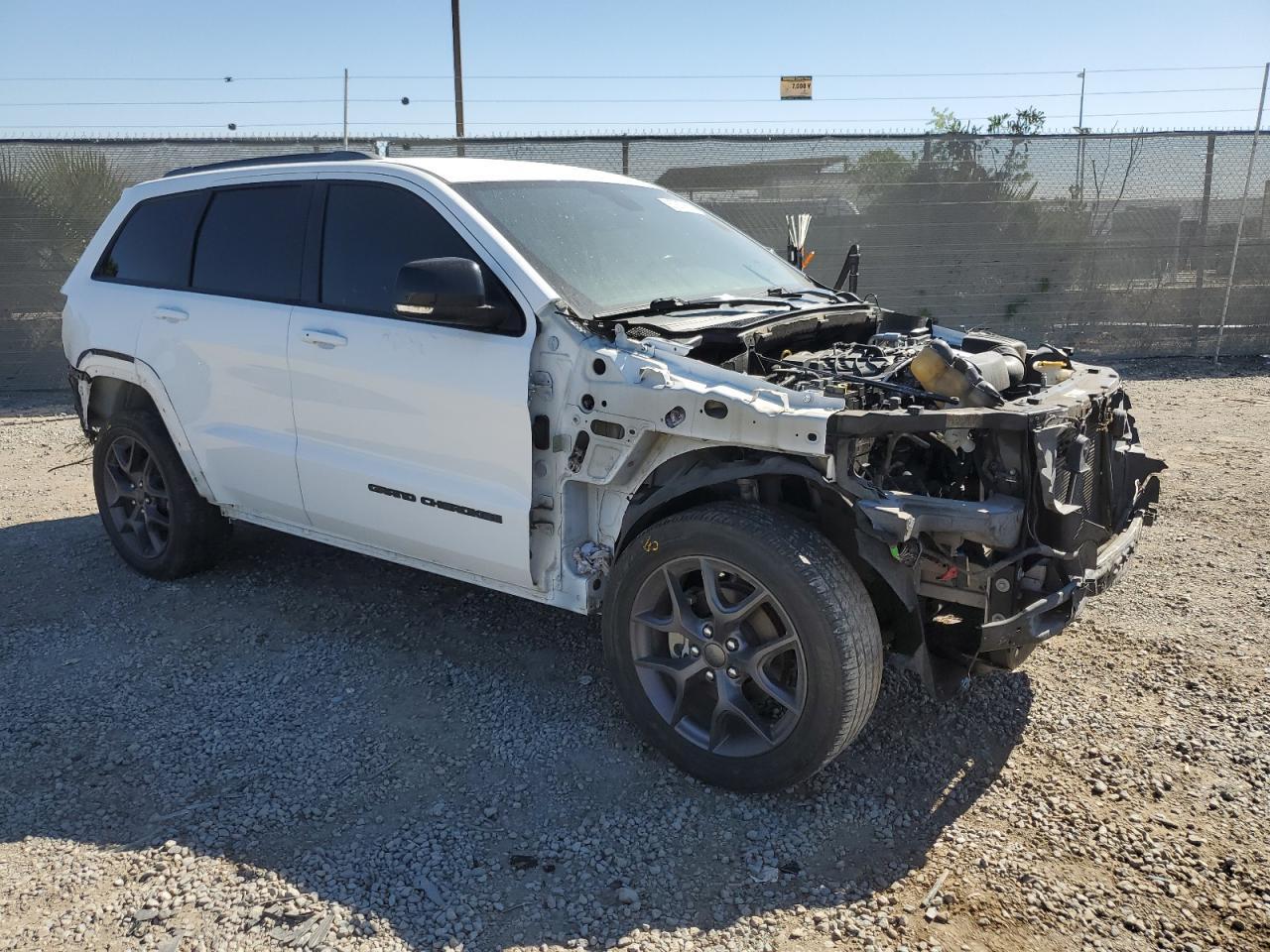 2019 Jeep Grand Cherokee Limited - Image 4