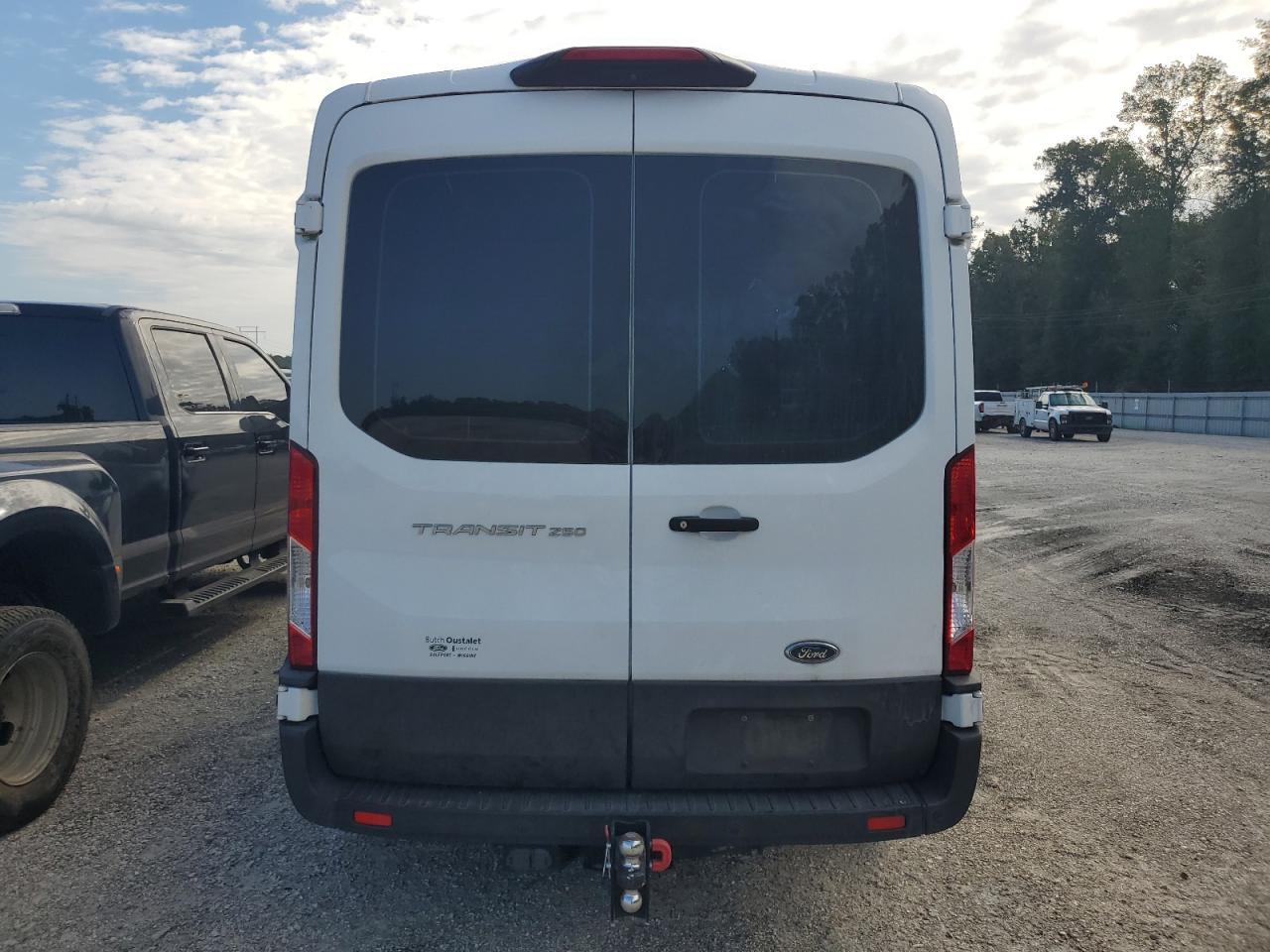 2021 Ford Transit T-250 - Image 6