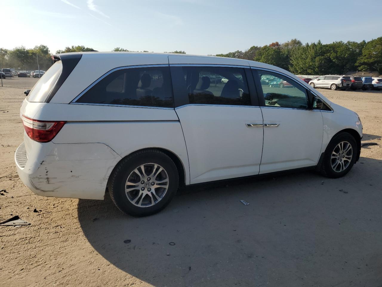2013 Honda Odyssey Exl - Фото 3