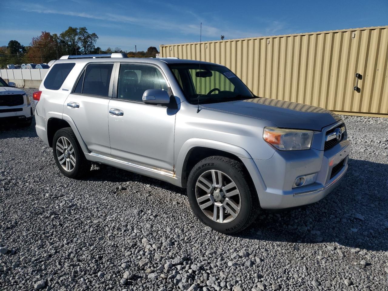 2010 Toyota 4Runner Sr5 - Image 4