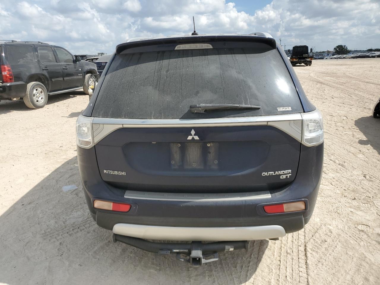 2015 Mitsubishi Outlander Gt - Image 6