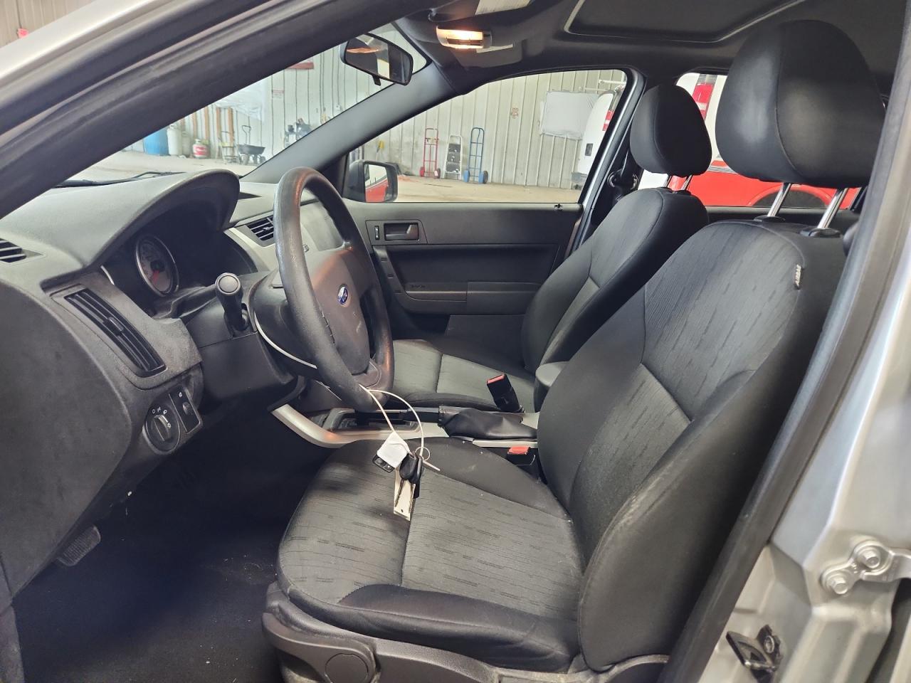 2010 Ford Focus Se - Фото 7