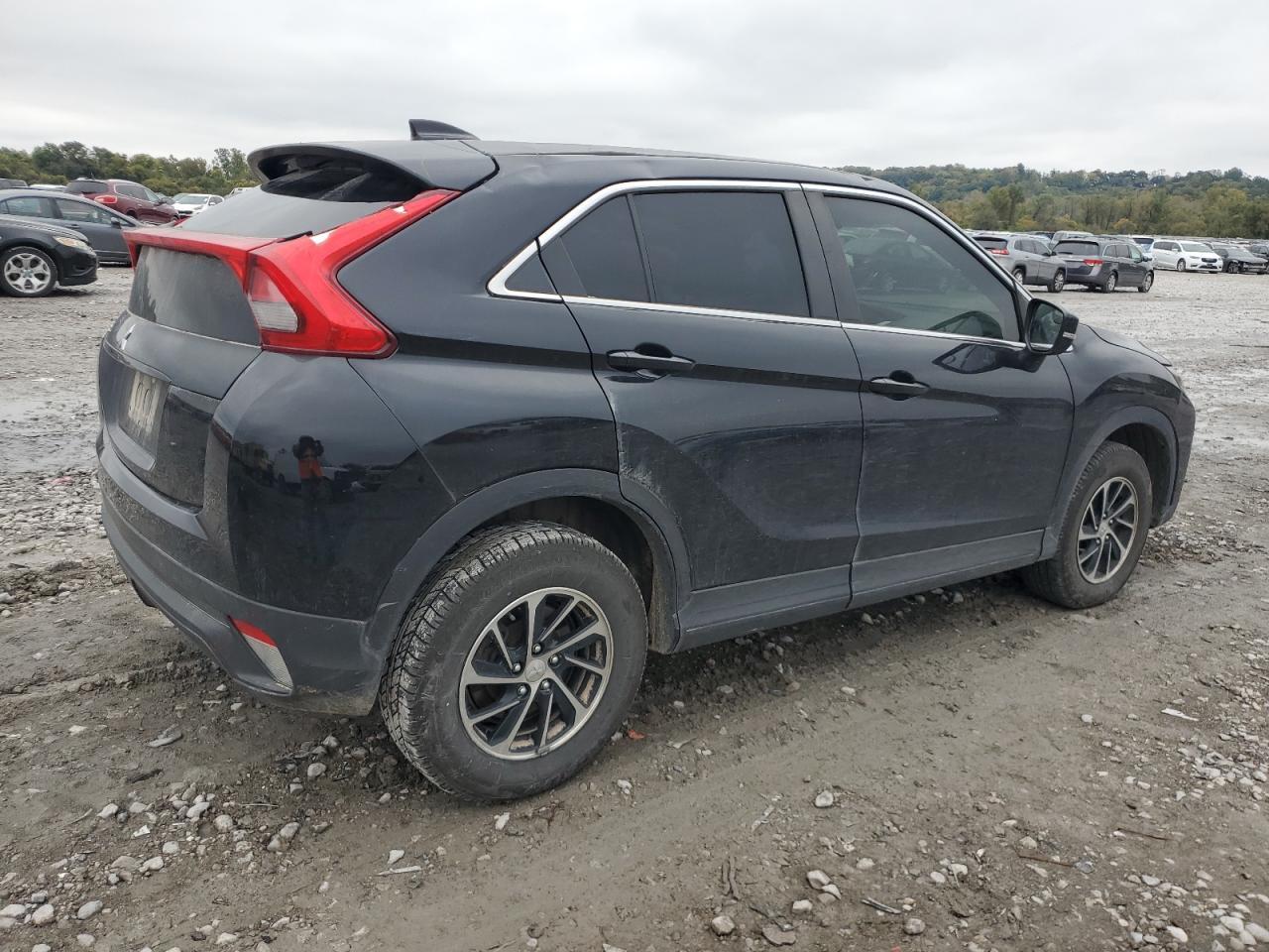 2020 Mitsubishi Eclipse Cross Es - Image 3