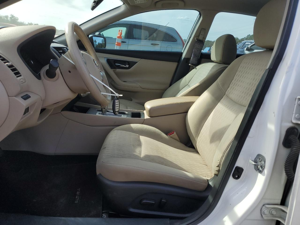 2016 Nissan Altima 2.5 - Фото 7