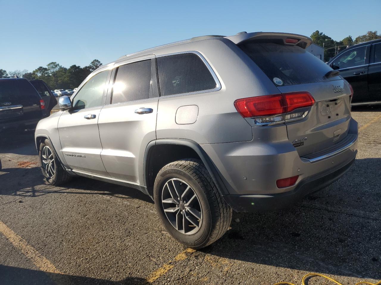 2019 Jeep Grand Cherokee Limited - Image 2