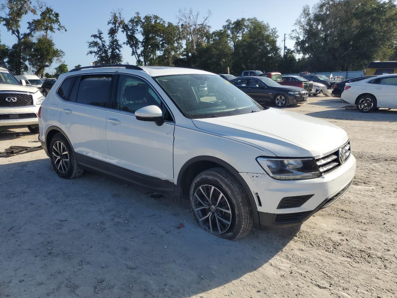 2019 Volkswagen Tiguan Se - Фото 4
