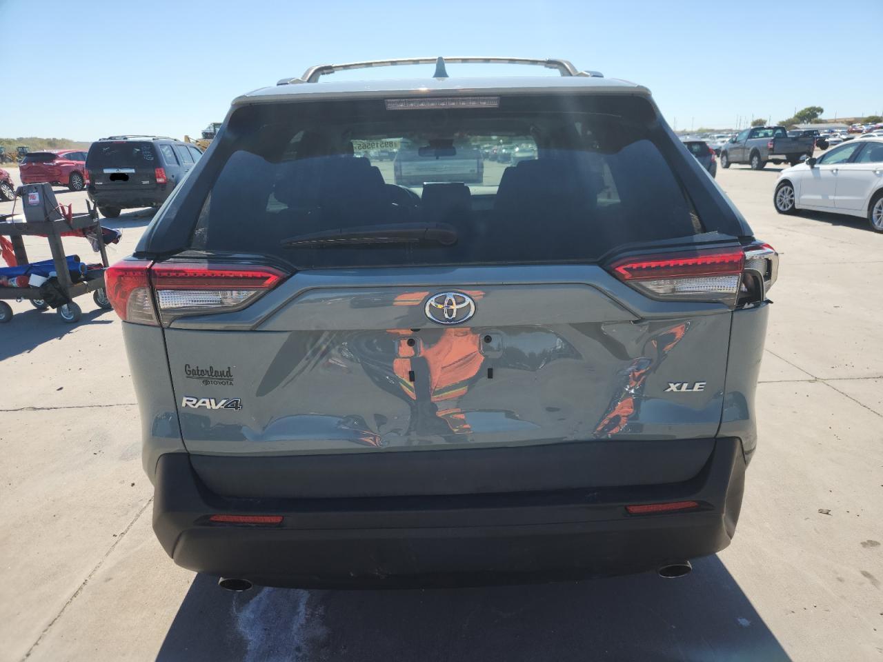 2020 Toyota Rav4 Xle - Image 6