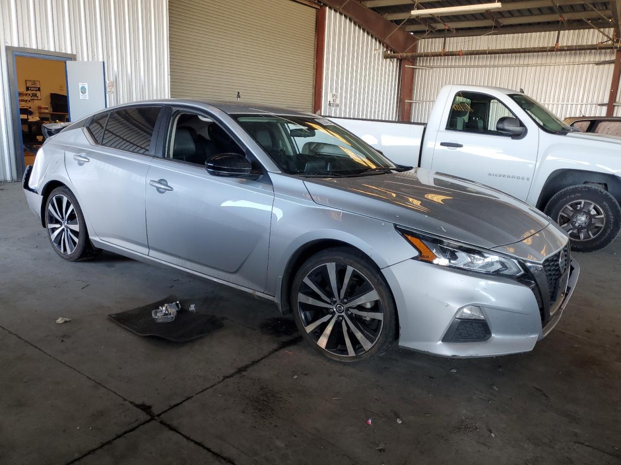 2021 Nissan Altima Sr - Фото 4