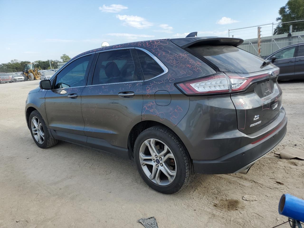 2016 Ford Edge Titanium - Image 2