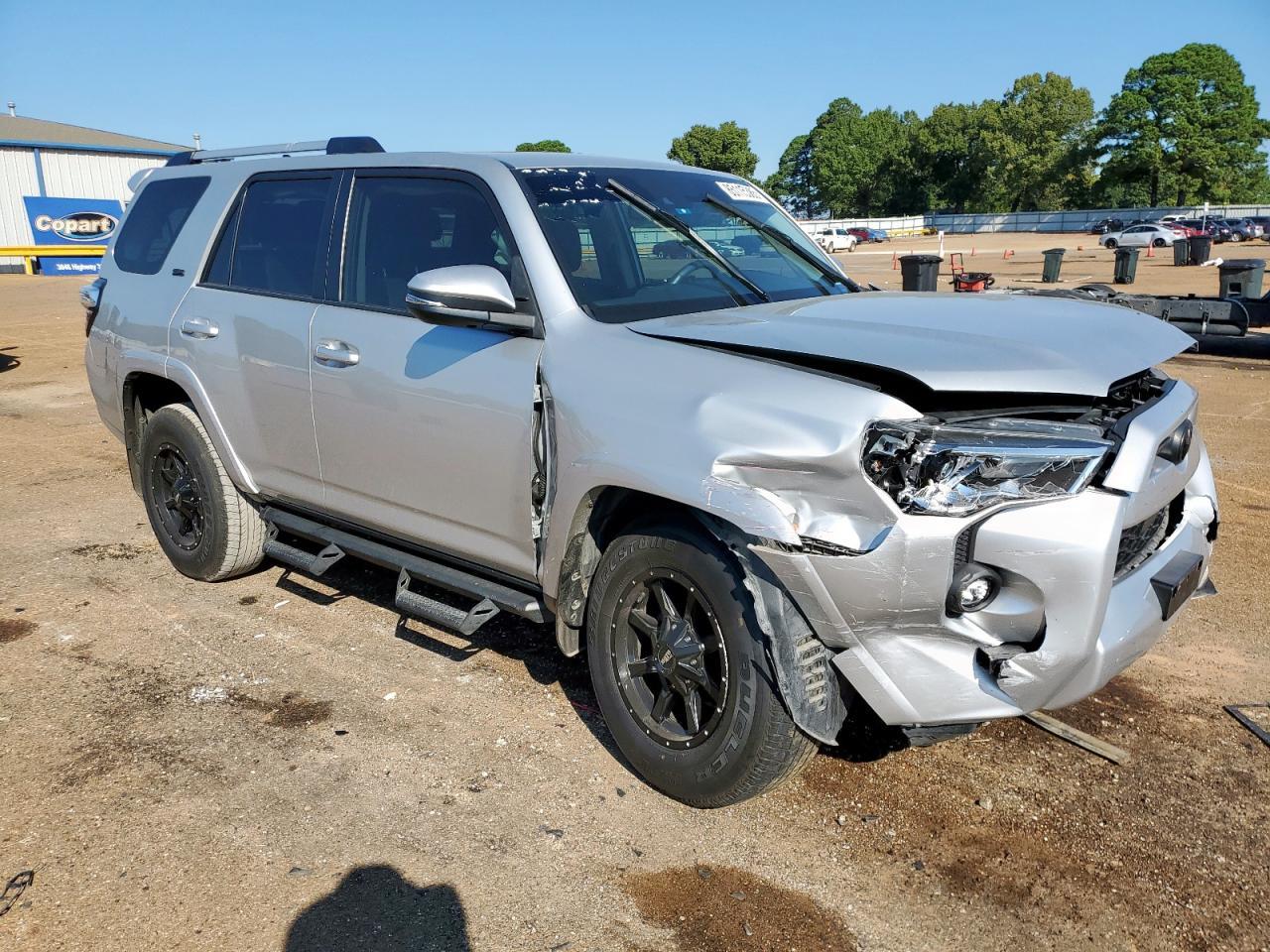 2022 Toyota 4Runner Sr5 - Image 4