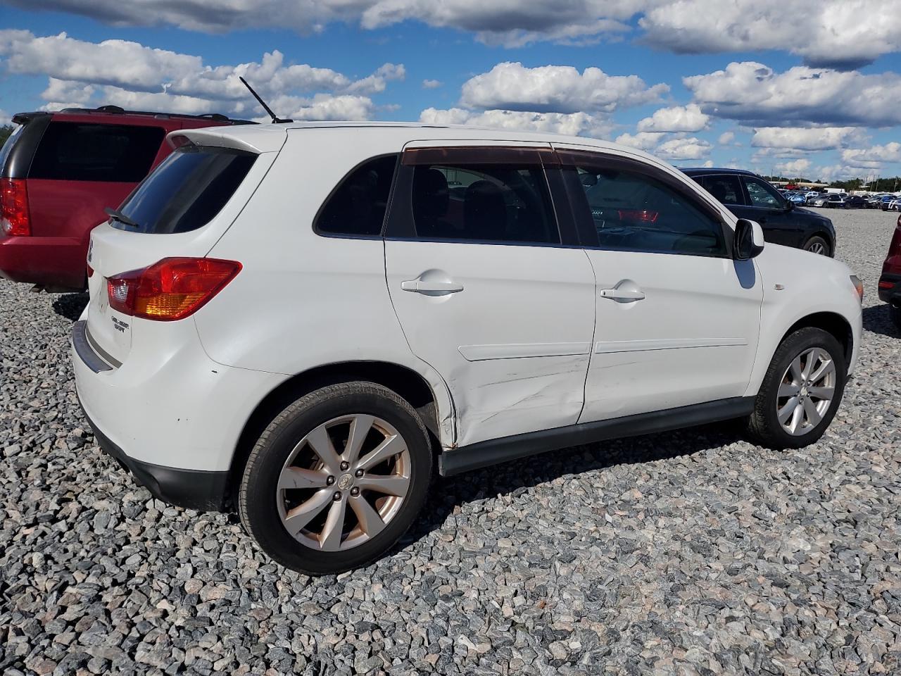 2015 Mitsubishi Outlander Sport Se - Фото 3