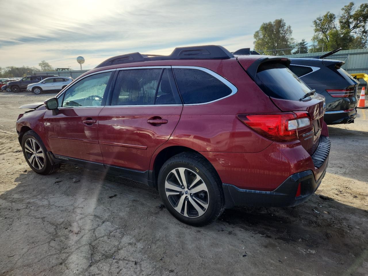 2019 Subaru Outback 2.5I Limited - Image 2