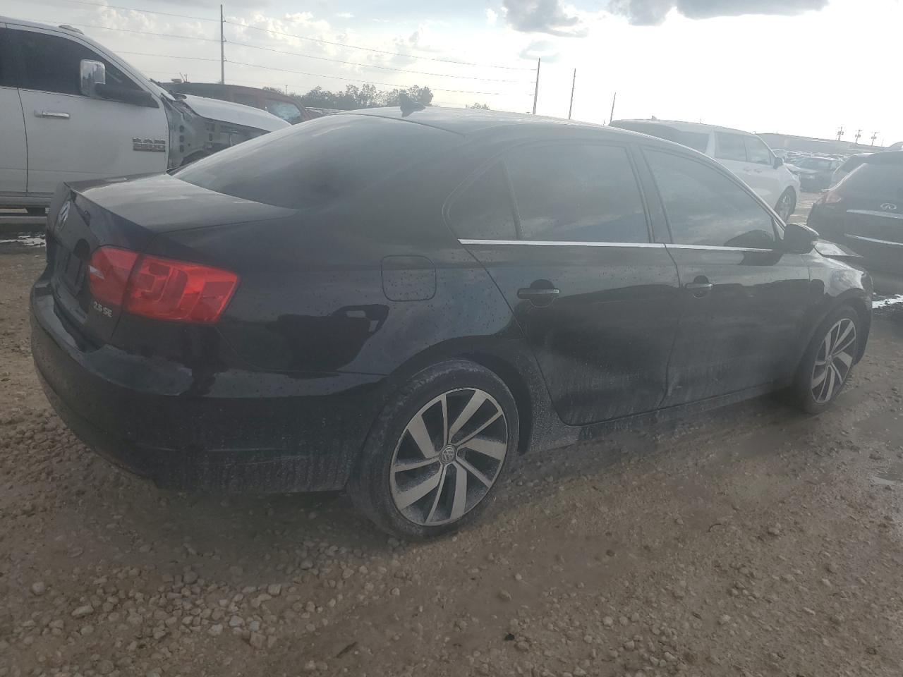 2013 Volkswagen Jetta Se - Фото 3