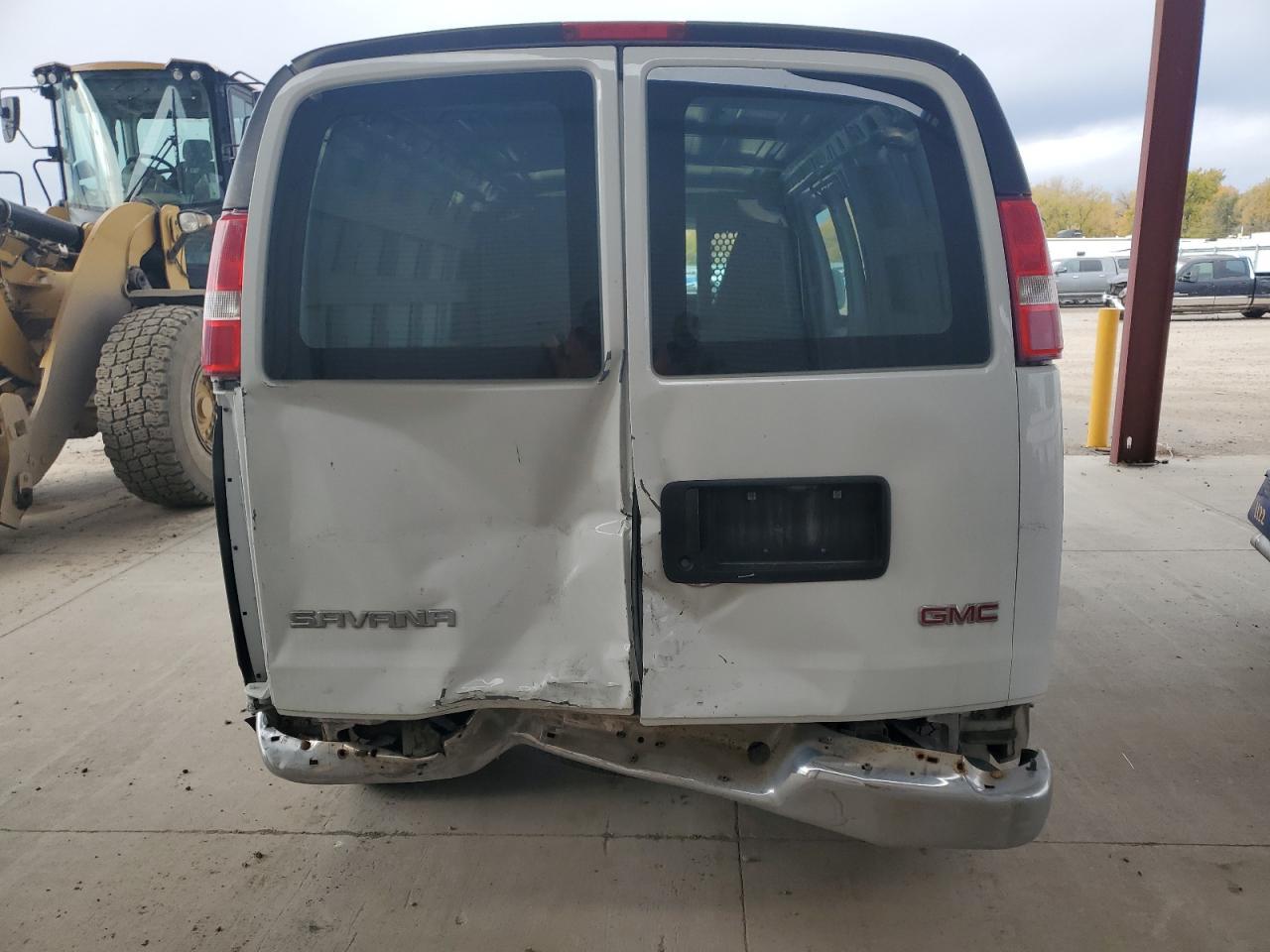 2017 GMC Savana Delivery Van - Фото 6