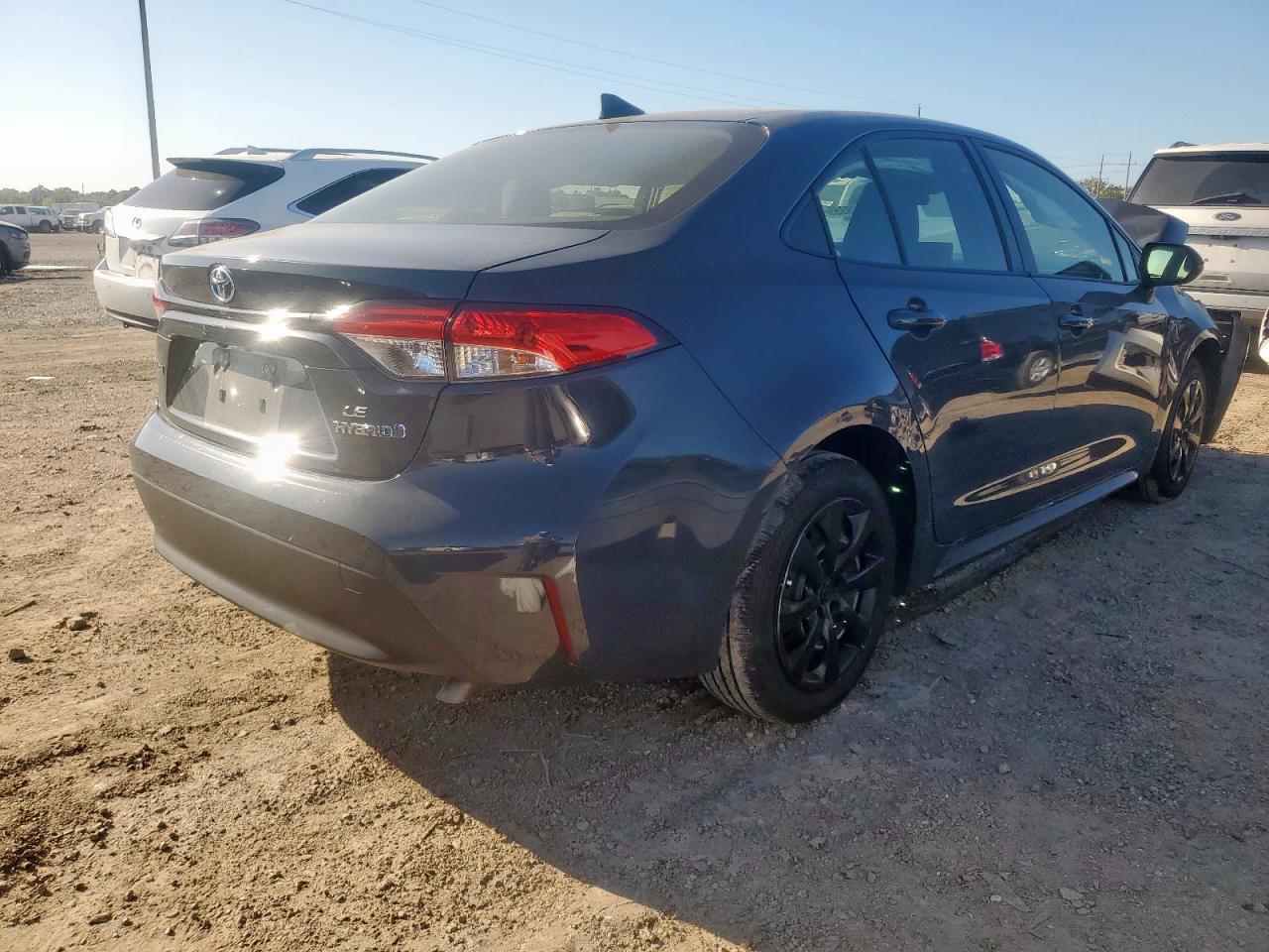 2024 Toyota Corolla Le - Фото 3