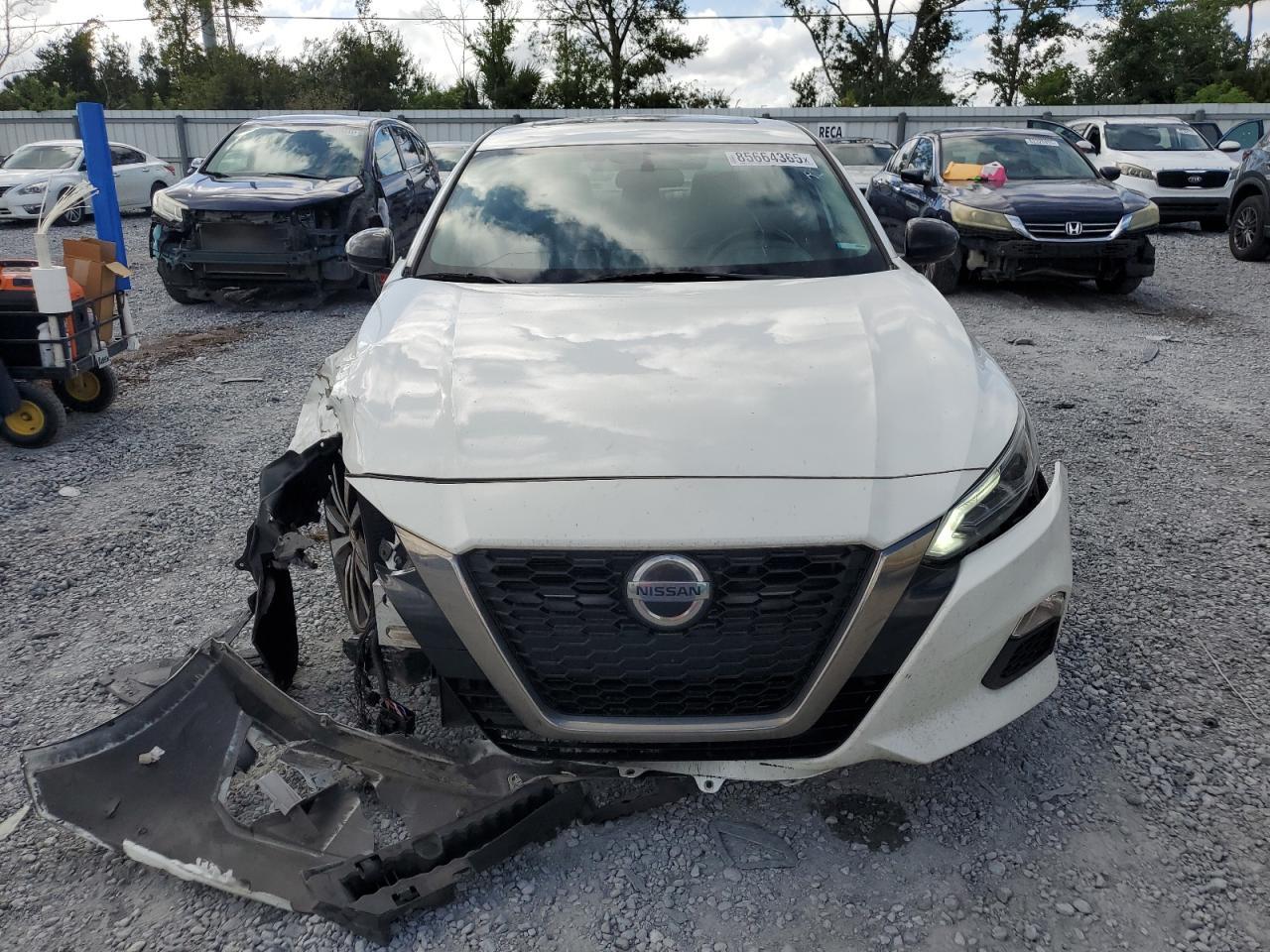 2019 Nissan Altima Sr - Фото 5