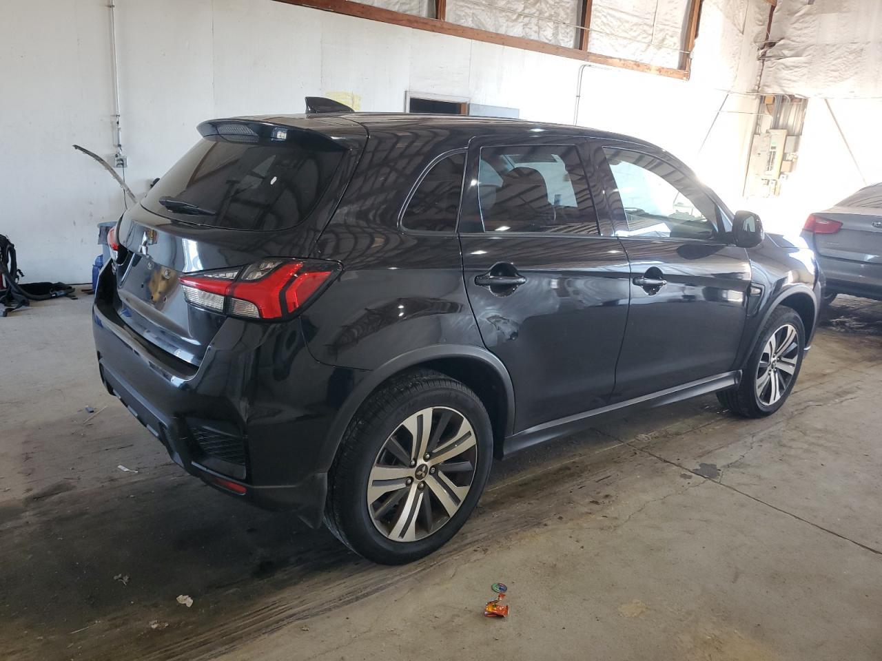 2022 Mitsubishi Outlander Sport Es - Фото 3