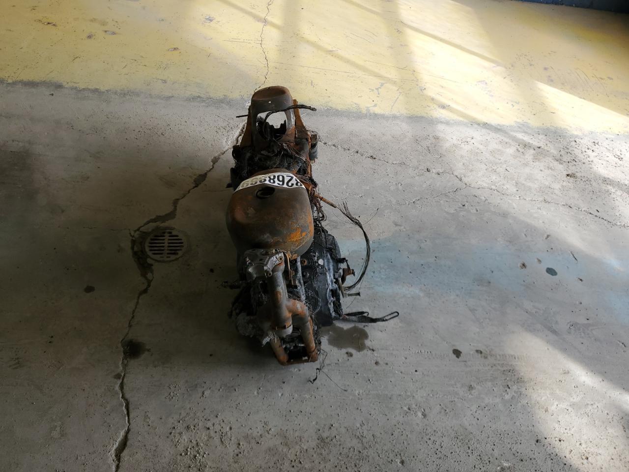 2009 Harley-Davidson Xl883 N - Фото 5