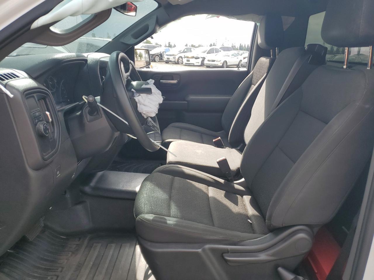 2022 Chevrolet Silverado C1500 - Фото 7