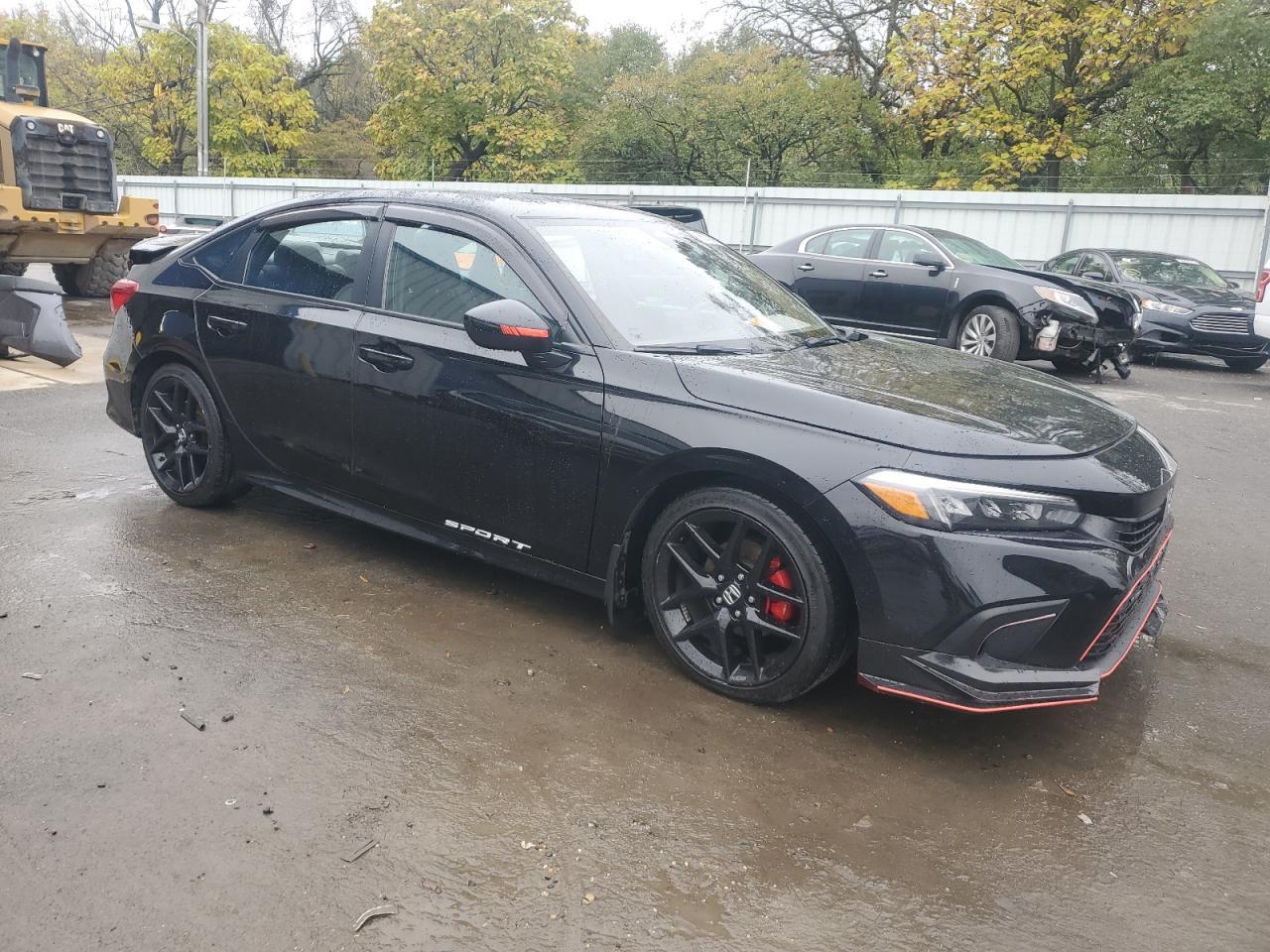 2023 Honda Civic Sport - Image 4