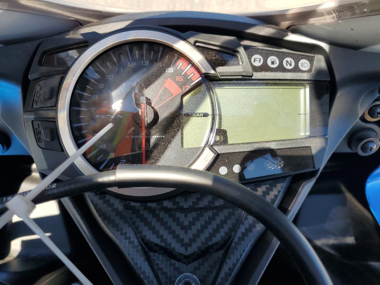 2025 Suzuki Gsx-R600 - Image 7