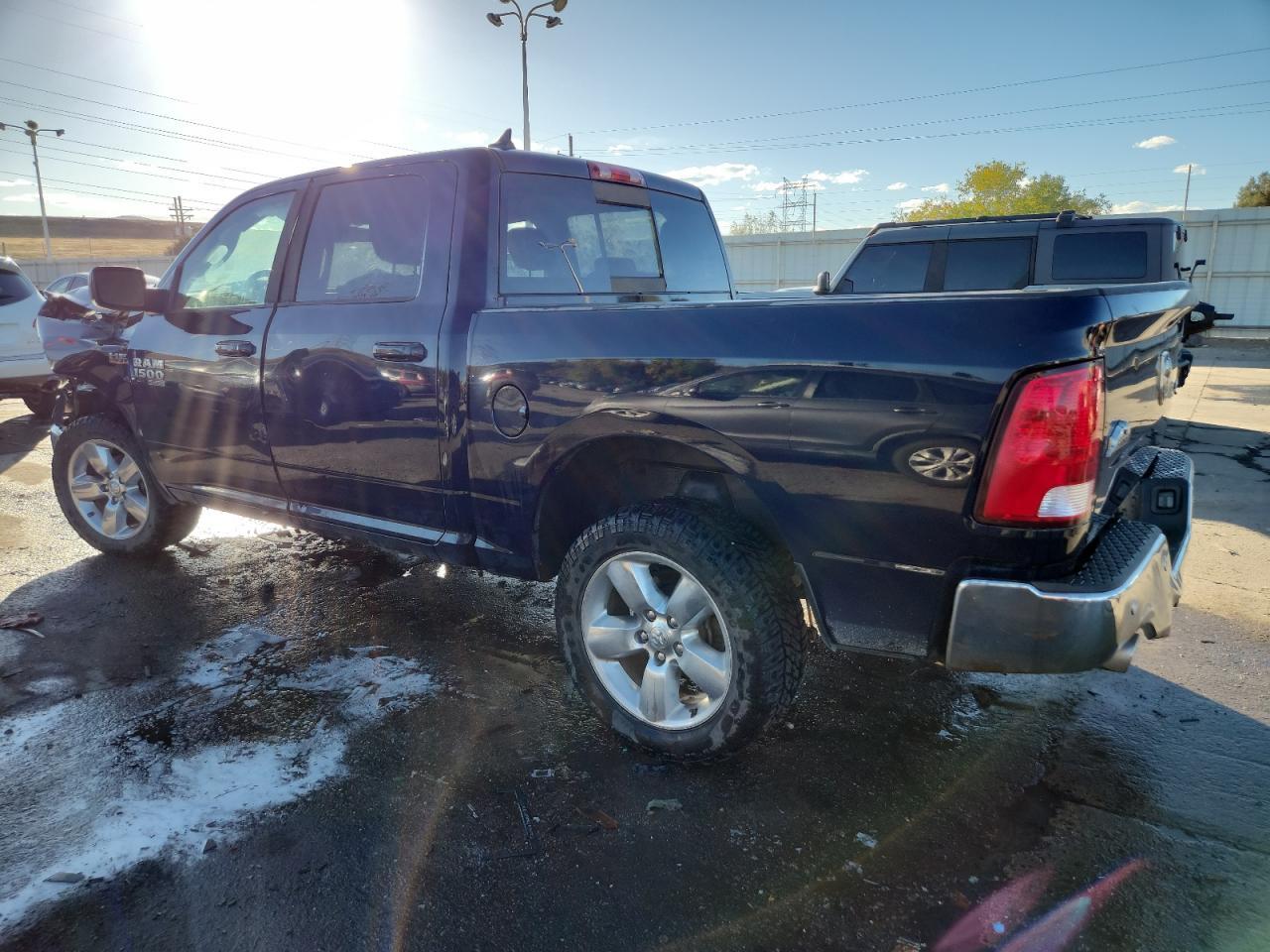 2019 Ram 1500 Classic Slt - Фото 2