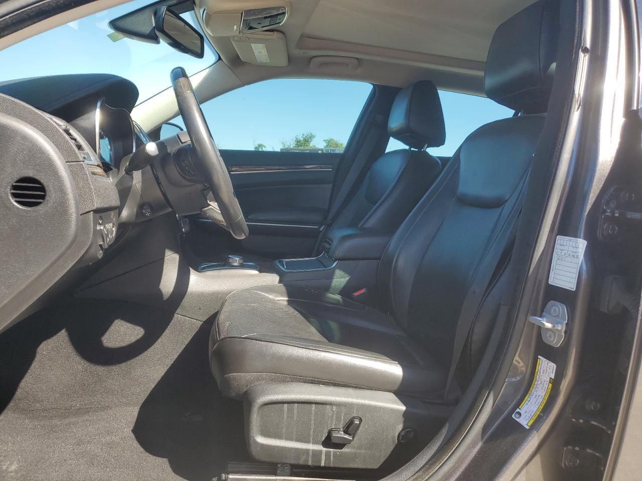 2019 Chrysler 300 Limited - Фото 7