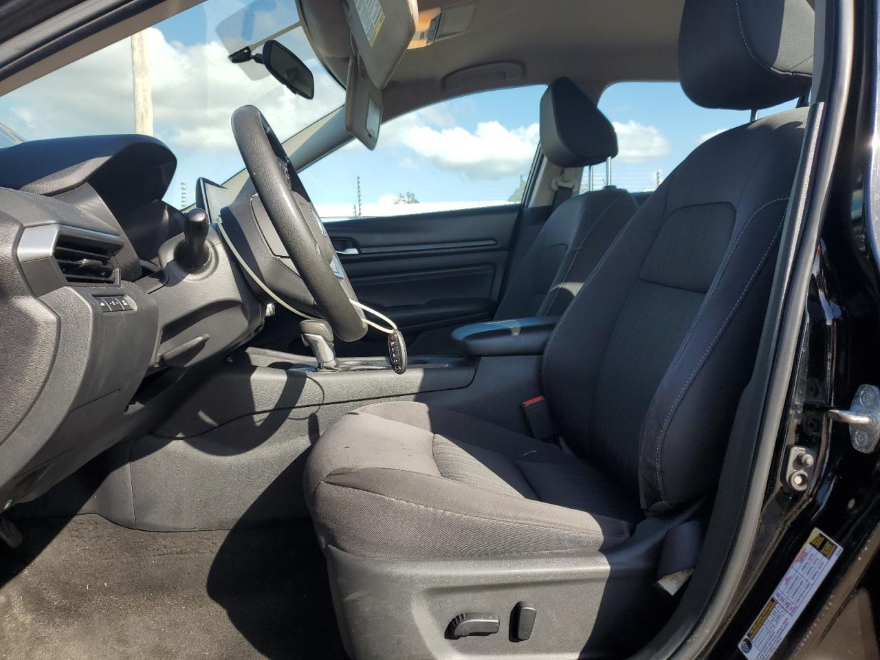 2020 Nissan Altima S - Image 7