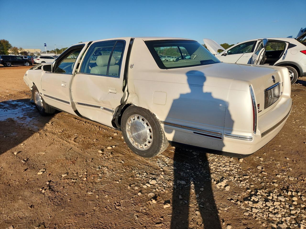 1999 Cadillac Deville - Фото 2