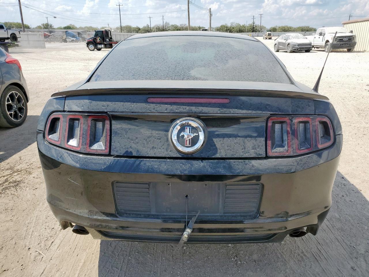 2014 Ford Mustang - Image 6