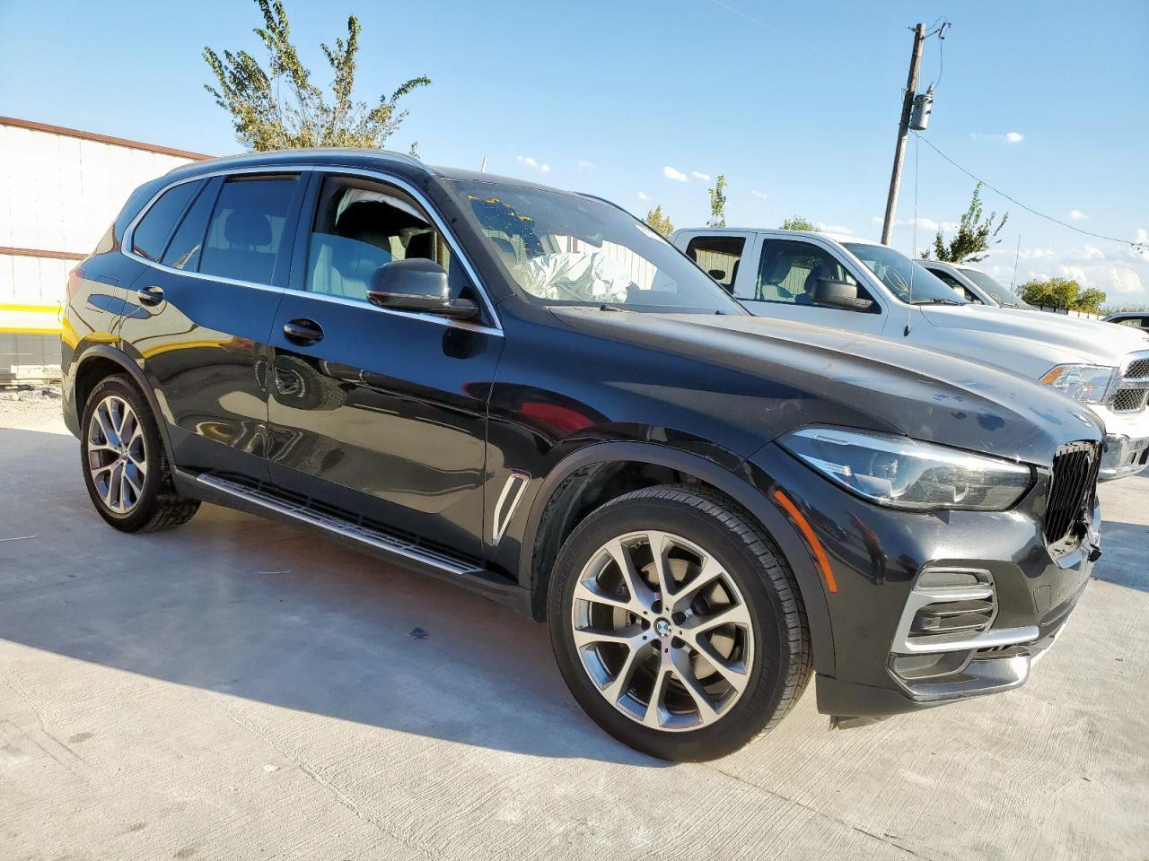 2022 BMW X5 xDrive40I - Фото 4