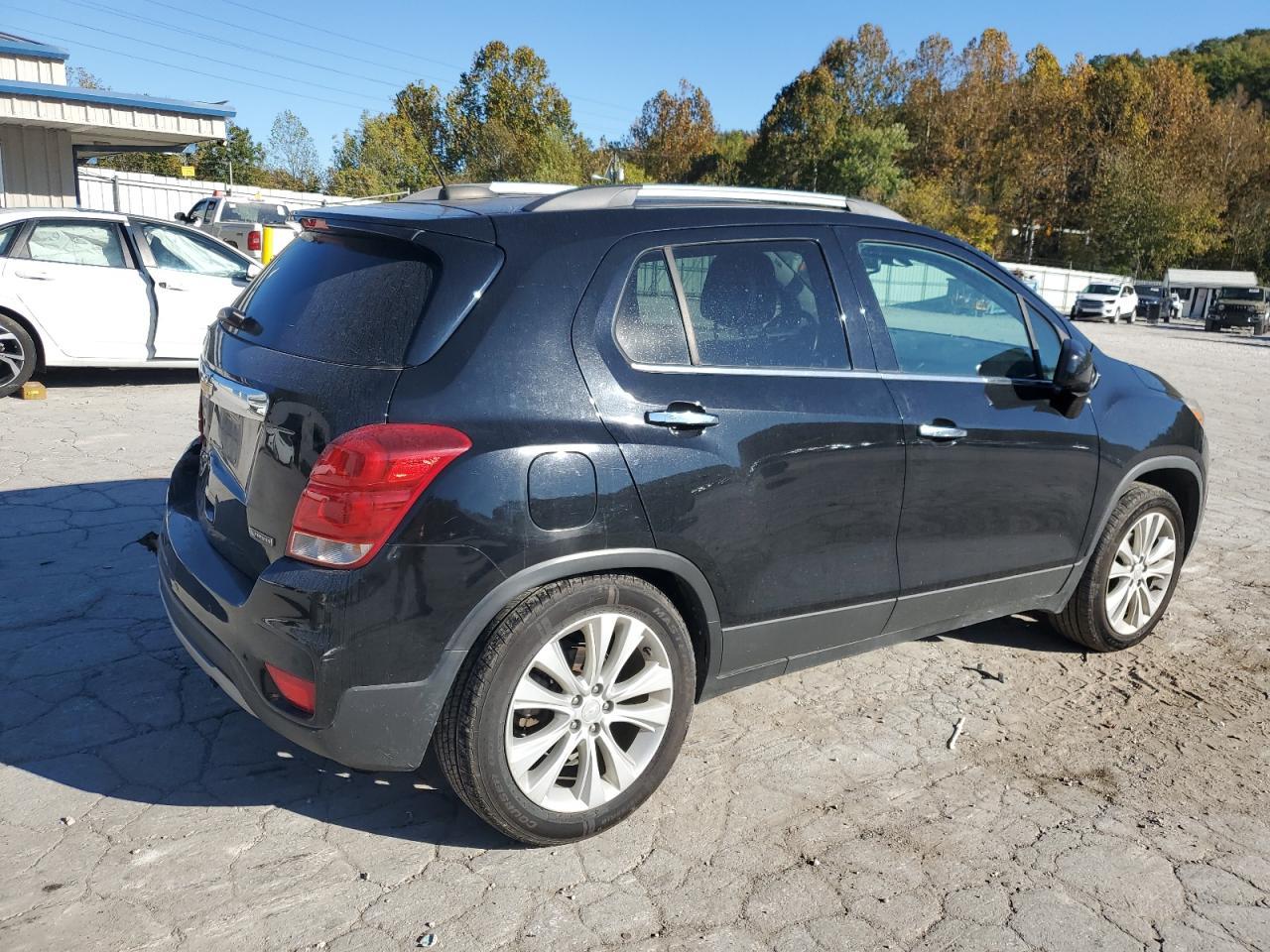 2018 Chevrolet Trax Premier - Image 3