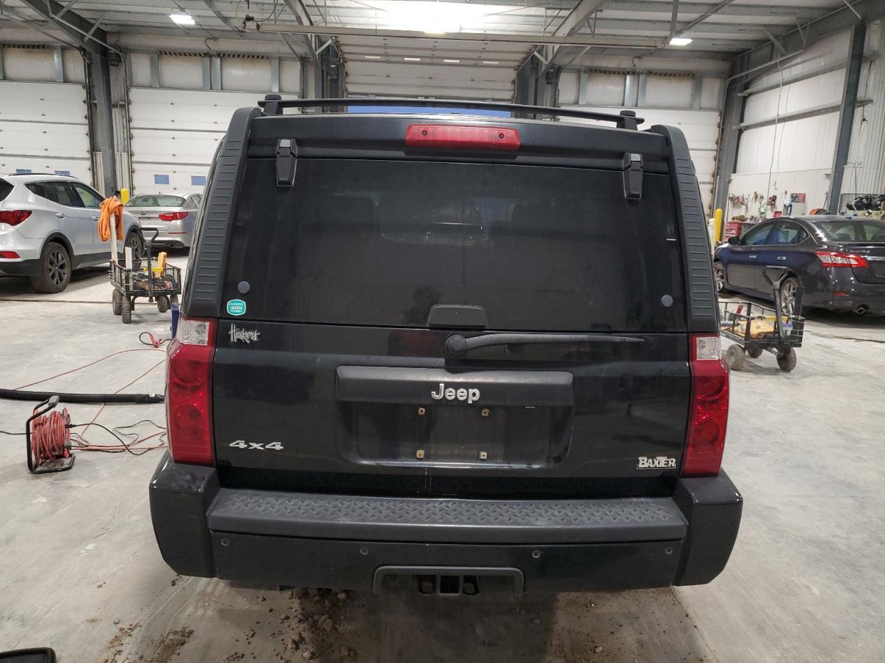 2008 Jeep Commander Sport - Фото 6