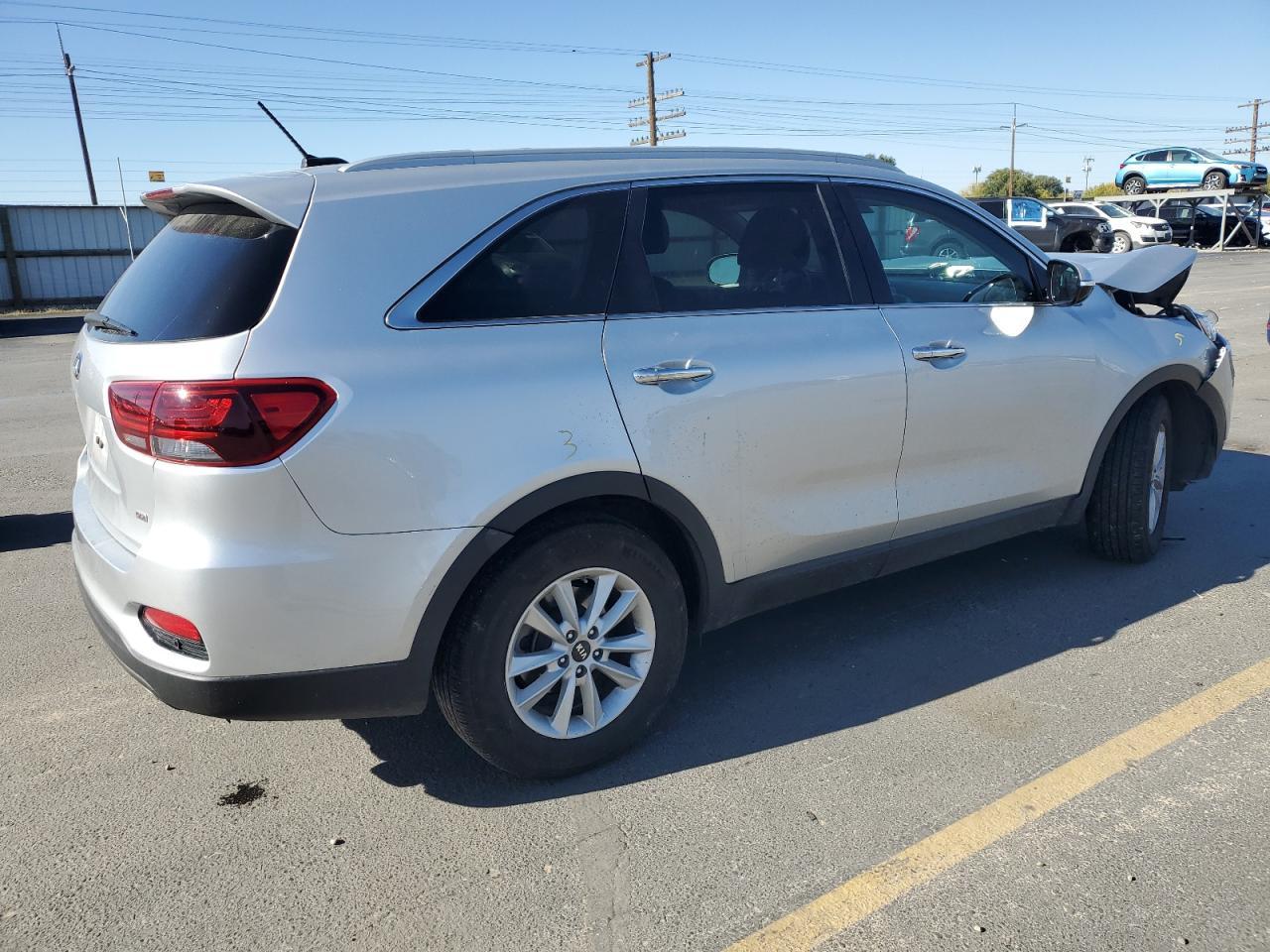 2020 Kia Sorento L - Image 3