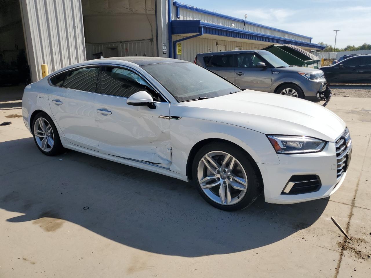 2019 Audi A5 Premium - Фото 4
