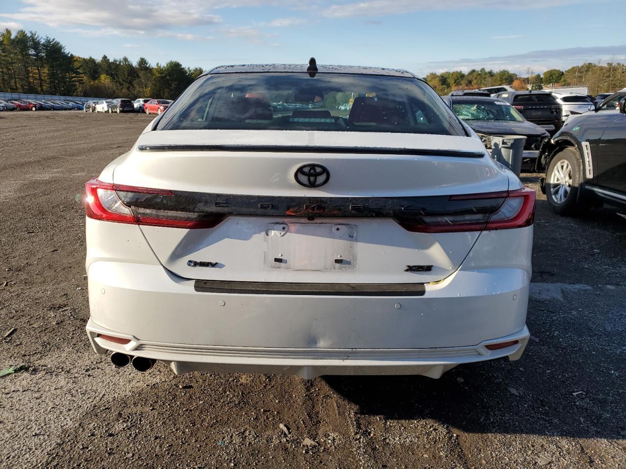 2025 Toyota Camry Xse - Image 6