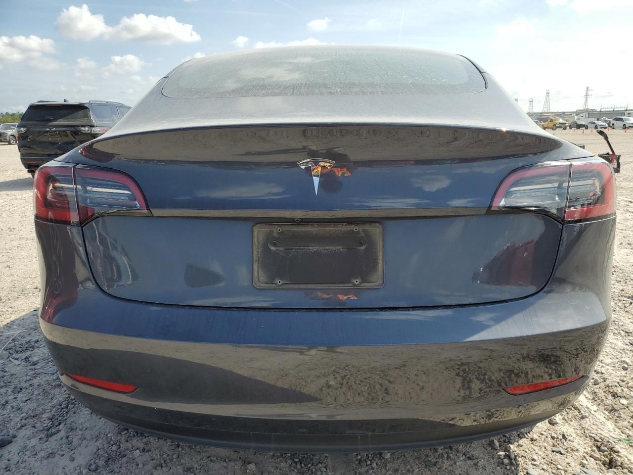2023 Tesla Model 3 - Image 6