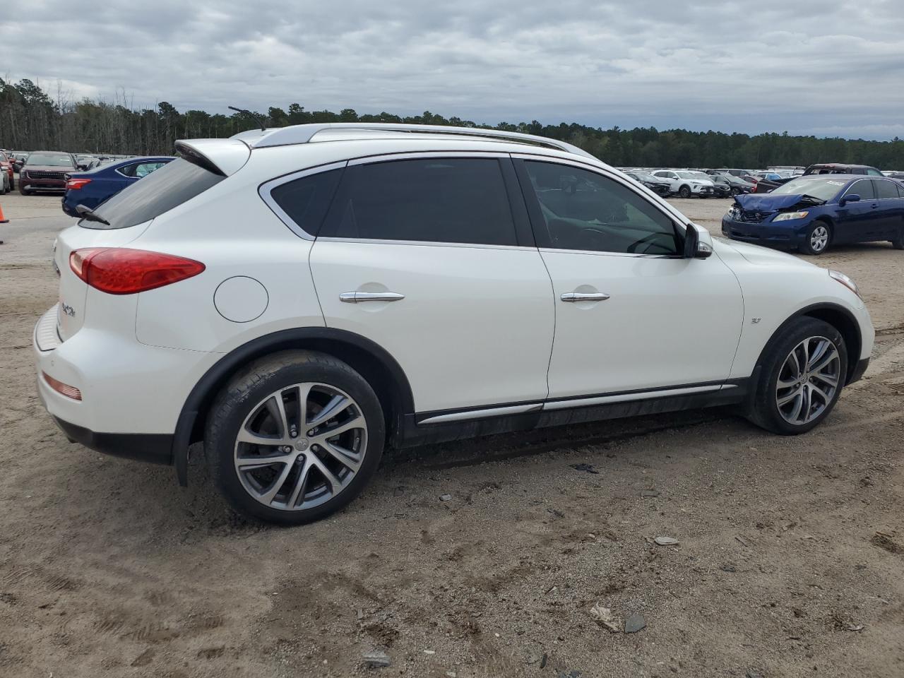 2016 Infiniti Qx50 - Image 3