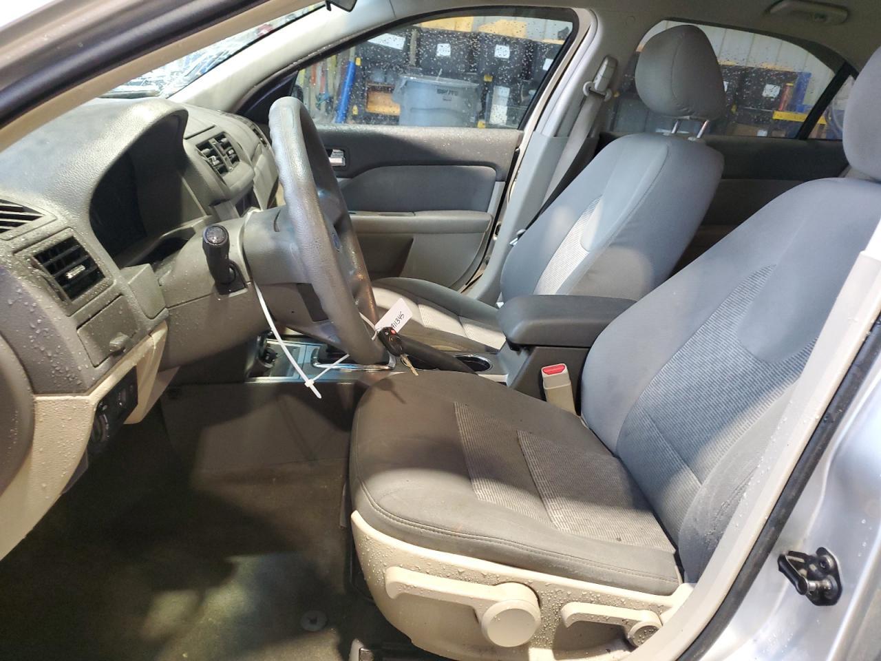 2012 Ford Fusion S - Фото 7