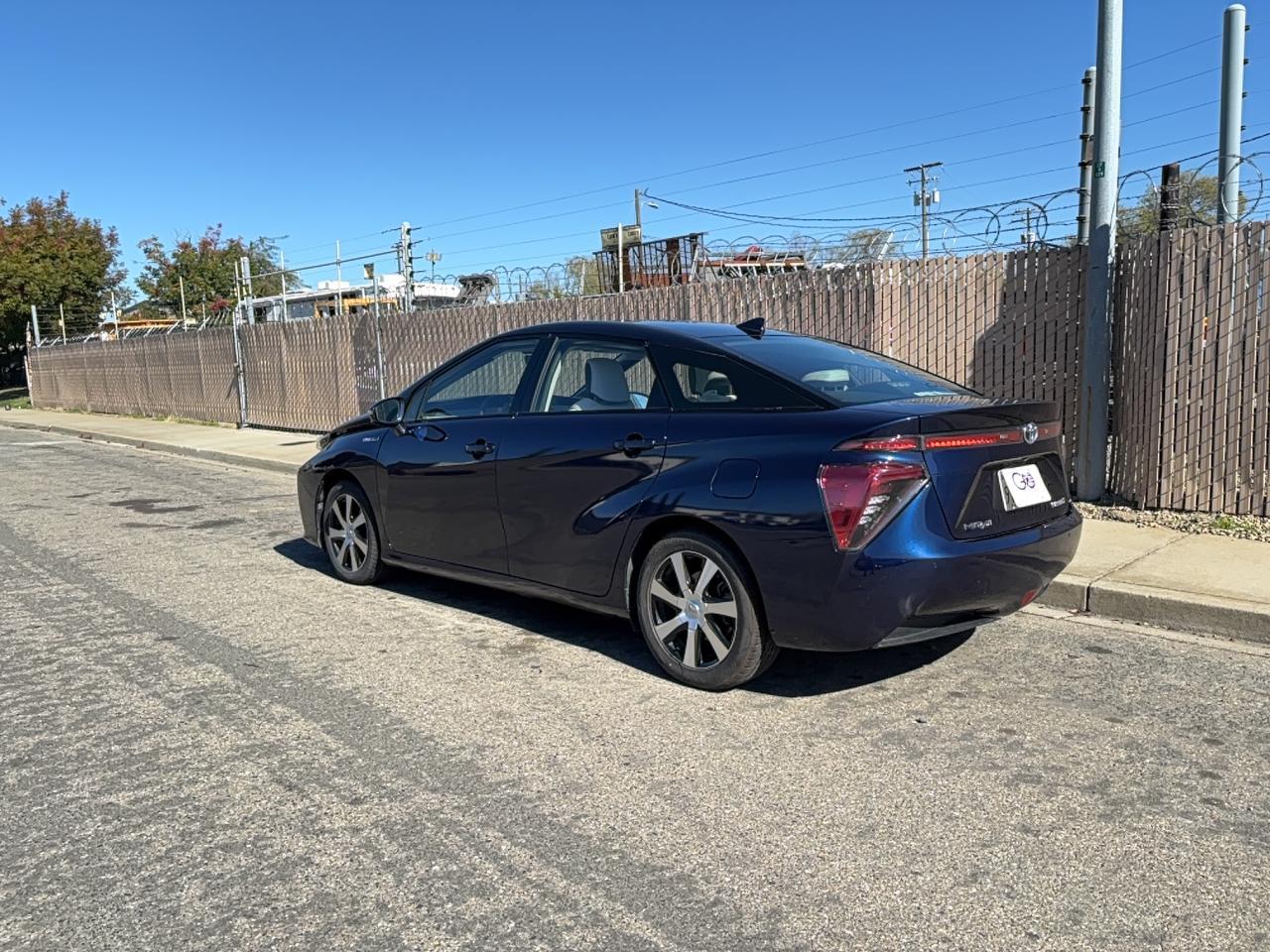 2017 Toyota Mirai - Фото 3