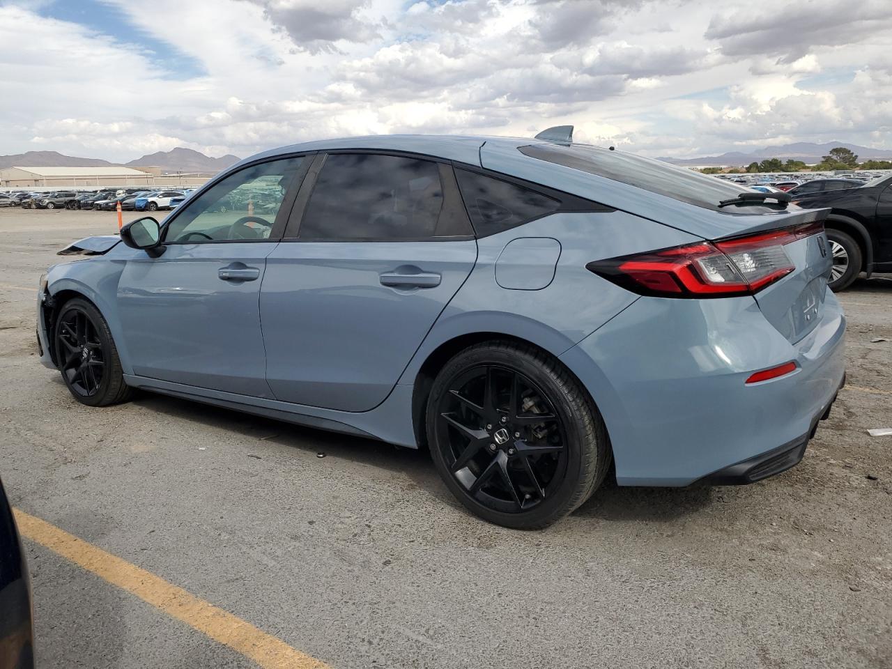 2022 Honda Civic Sport - Фото 2