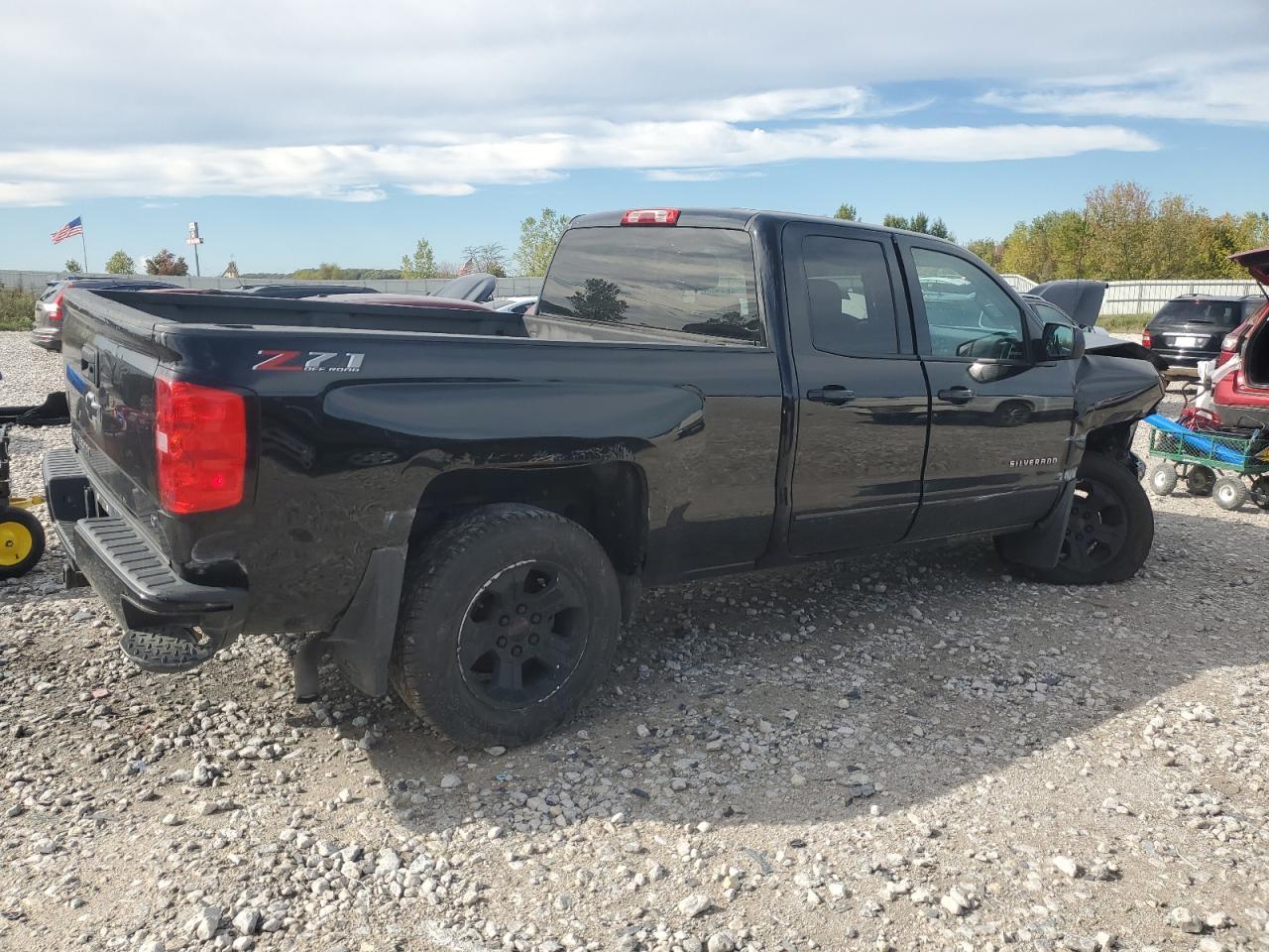 2017 Chevrolet Silverado K1500 Lt - Фото 3